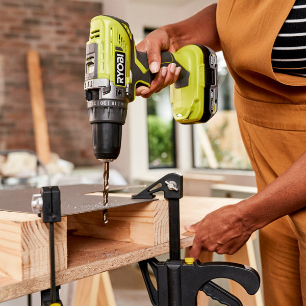 Ryobi Combi Drill Jigsaw Starter Kit R18PDJS-220S