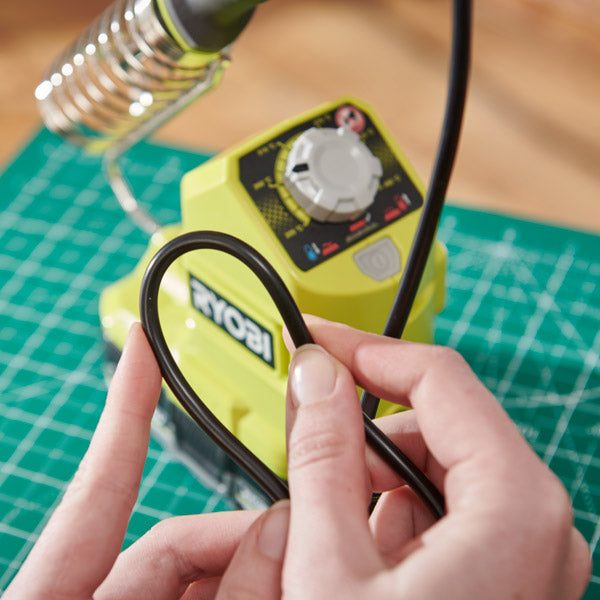 Ryobi Rsi18 Ryobi ONE+ 120W Soldering Iron 18V RSI18-0 Tool Only